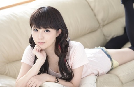 URE-055 First Live-Action! ! Madonna Exclusive Jinguji Nao × Ripe Komi Ntr Training Masters Hiromitsu Takeda