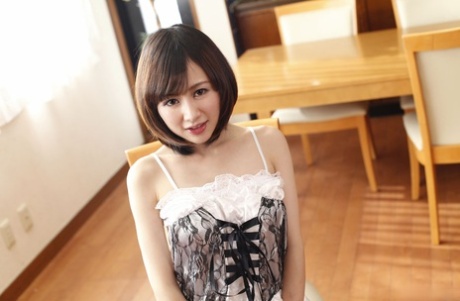 Tokyo Hot n1383 Jav HD Michiko Chiba Irritating lower grade daughter crisis close-up food food feature part 1
