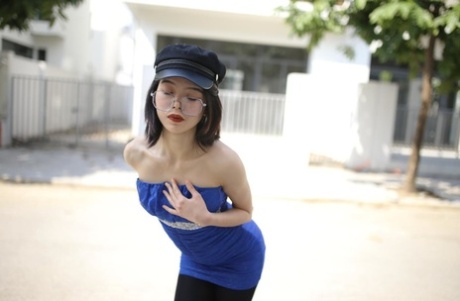 10Musume 120910_01 Kana Aoi Amateur Job-Take A Big Tits Fast Food Clerk Home With ToGo