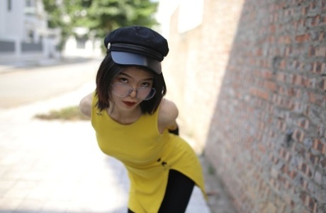 STKO-021 Sod Tavern Documents Tipsy Pick-Up Pick-Up Pickups In The Case Of Manami Oura